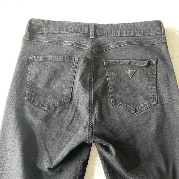 Guess 1981 Skinny Distressed Jean in Black Acid Wash - Picture 3 of 4